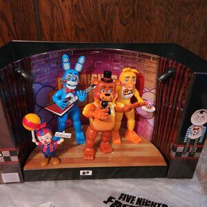 5 Nights at Freddy's2 AMC FNAF Figures on Stage Tin Popcorn Container LED Light